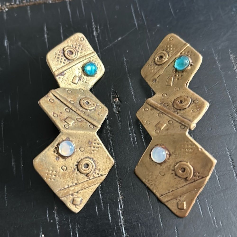 Vintage Abstract Deborah Roberts Pierced Unique Goldtone Earrings